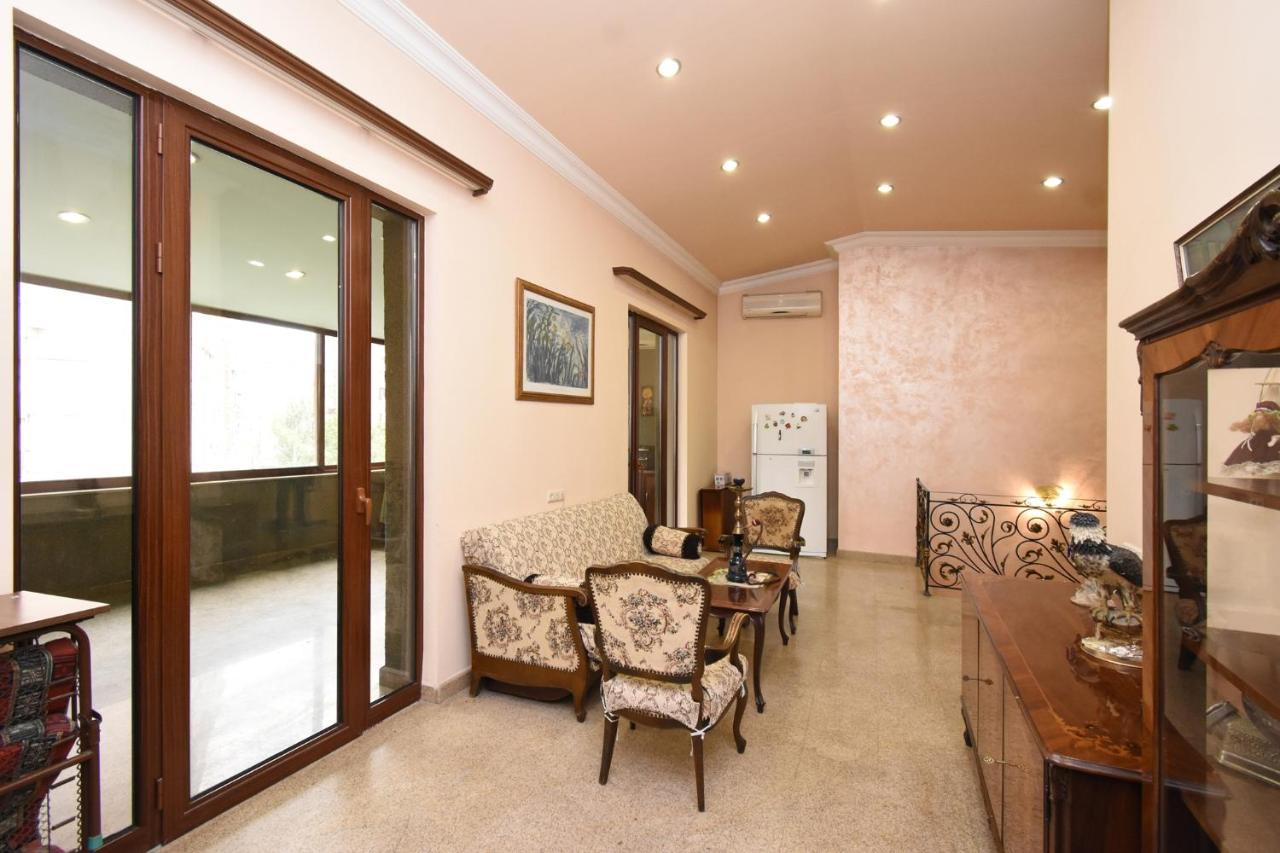 Guest House Yerevan Exterior photo