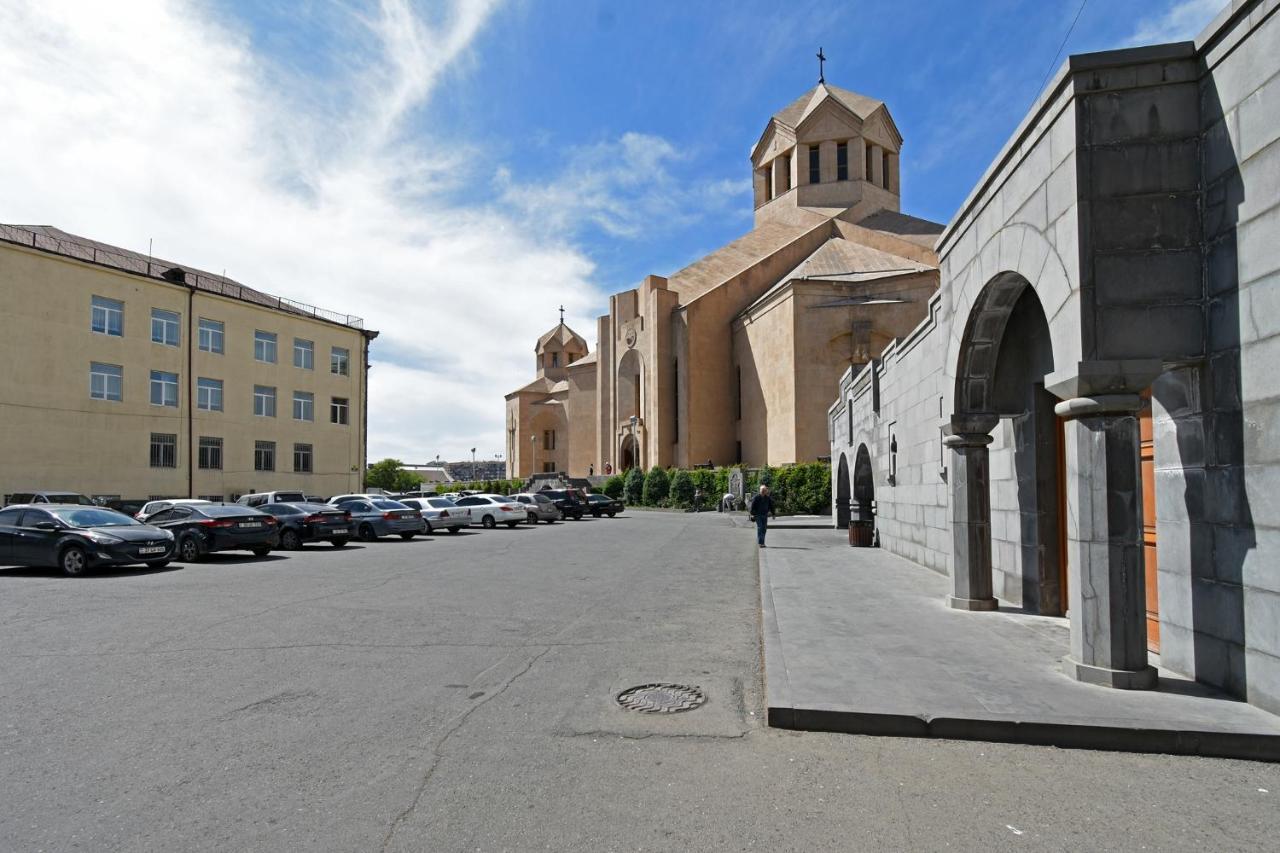 Guest House Yerevan Exterior photo